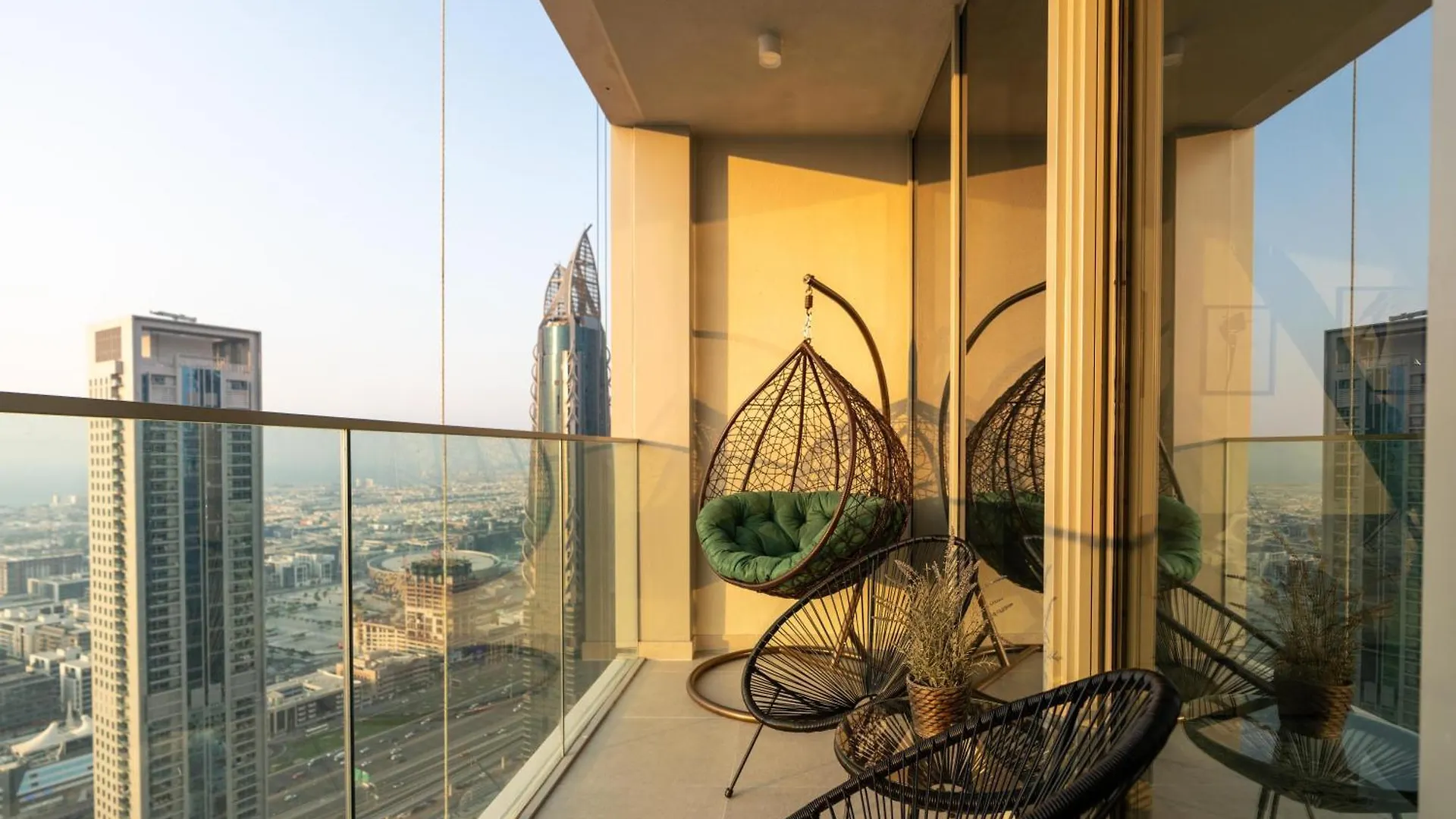 Апартаменты Ultimate Stay / 2 Bedrooms / Sea Views / Downtown Дубай